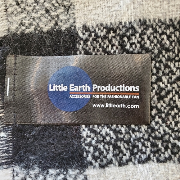 BNWT Black Plaid NHL Los Angeles Kings Blanket Scarf Little Earth - Picture 5 of 7